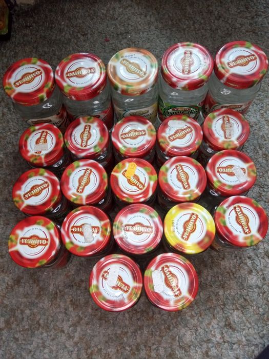 Лот буркани Олинеза