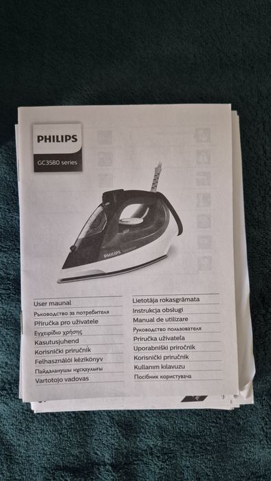 Fier de călcat Philips GC3584/30