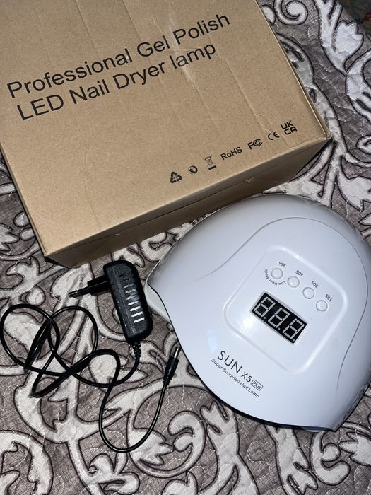 продам маникюрный лампа