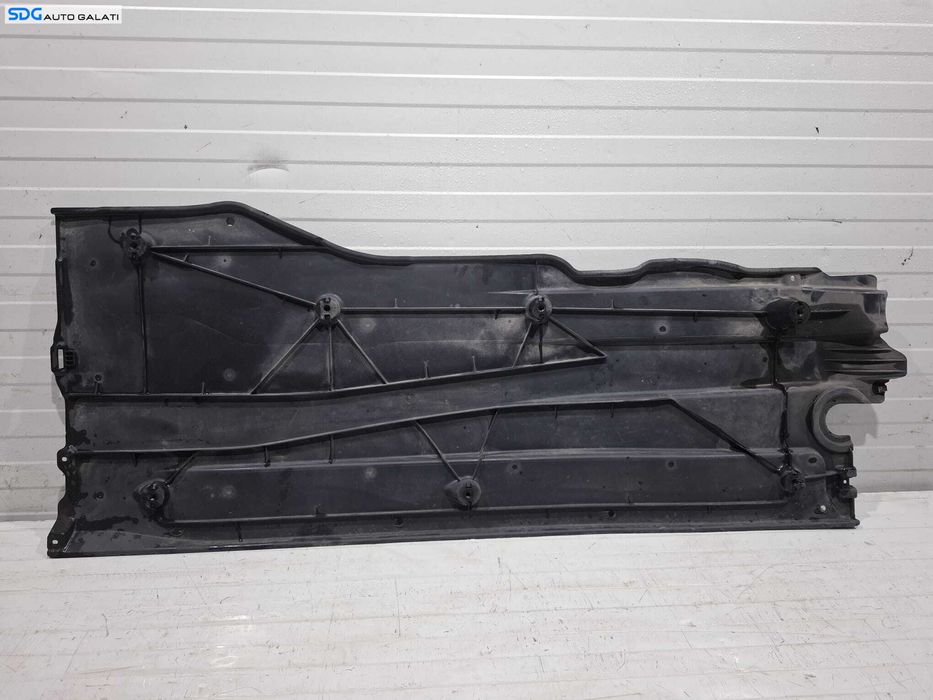 Scut Lateral Dreapta Protectie Caroserie Podea Prag Volkswagen Passat B8 Combi Variant Break 2014 - 2023 Cod 3Q0825202F [L3946]
