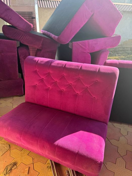 Диван сотилади срочно