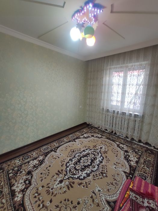 Jarariq 5 xona sotiladi Shayxontaxur