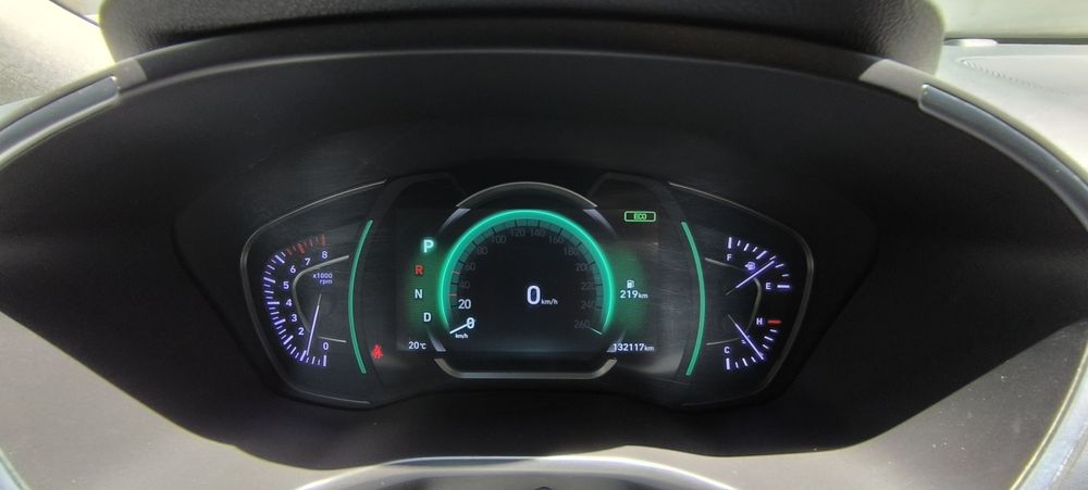 Hundai Santafe 2019 й. 2.5 атмосфера 7 мест
