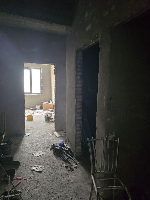 2хоналик 3каватда крытый рынок, 88квм сотилади