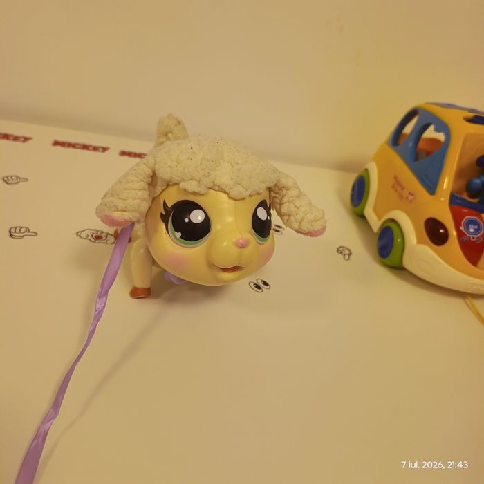 Oita interactiva Little Live pets
