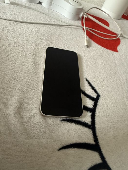 Iphone 14 plus  ( cadou husa )
