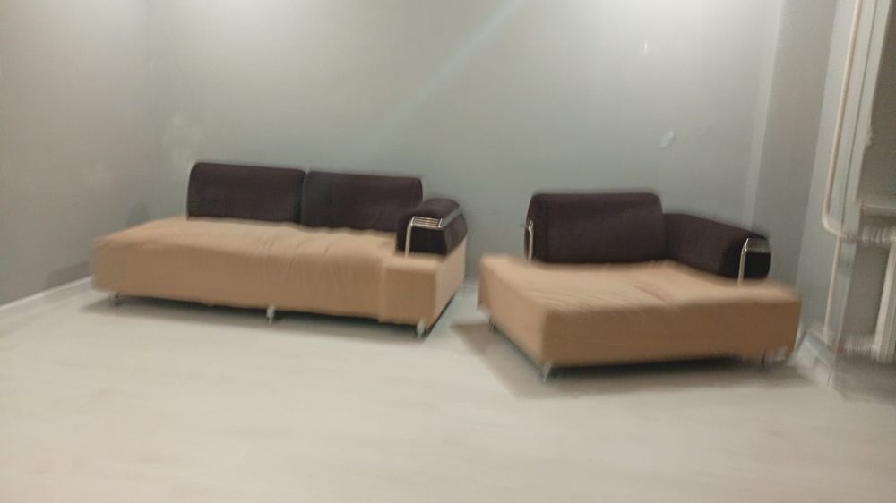 Продам почти даром