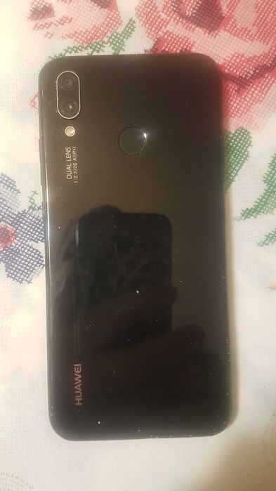 Vand Huawei p20 lite ecran fisurat
