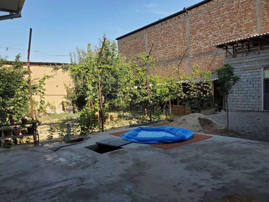 Oltin tepada xovli sotiladi srochna