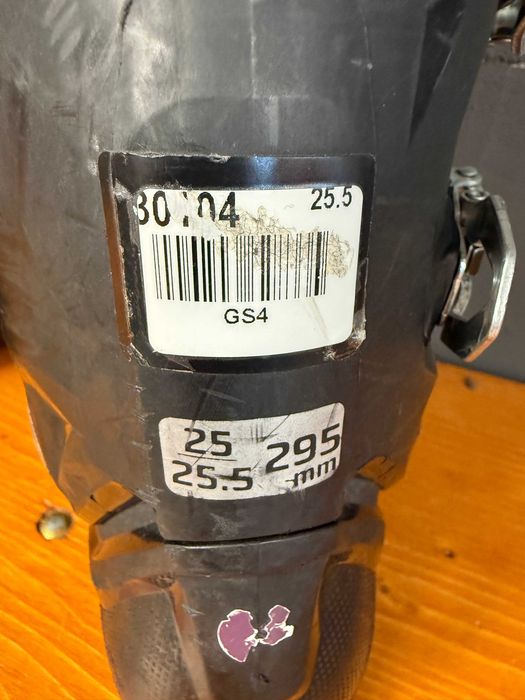 clapari atomic magna r 75 mondo 25-25,5 24-24,5 si 23-23,5 europa 39-39,5 37-38 si 36-36,5
