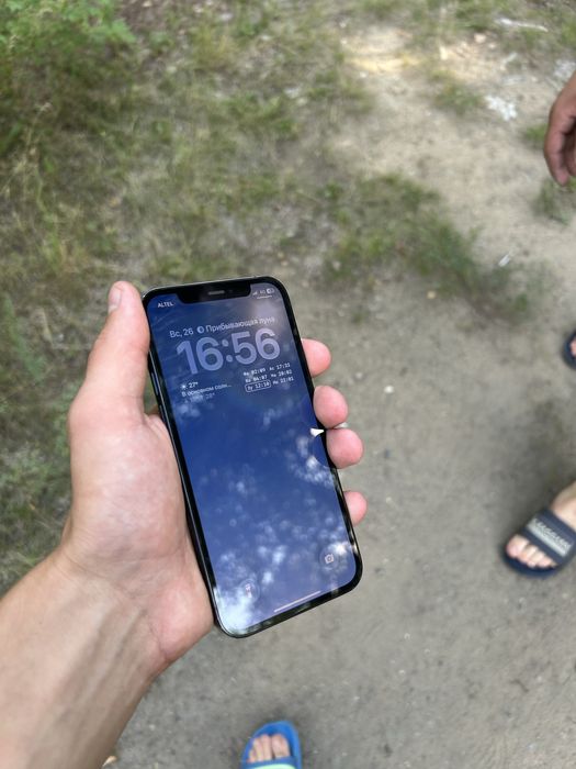 Продам iphone 12 pri