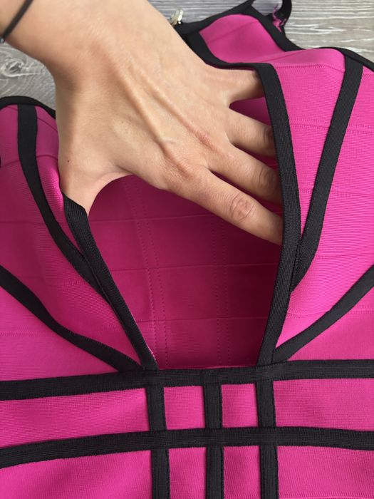Karen Millen и Liu Jo топове