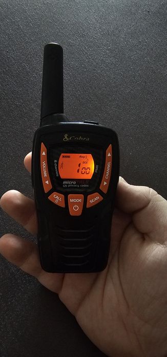 Statie walkie talkie Cobra AM655 Reincarcabila