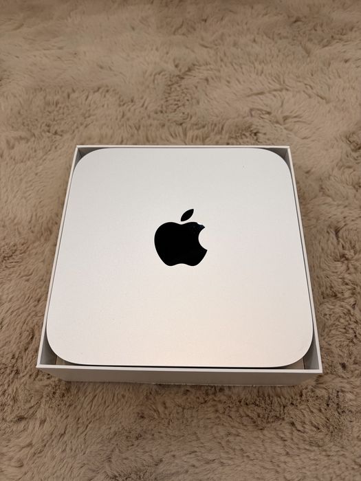 Apple Mac Mini A2686 M2 8GB RAM 256 GB