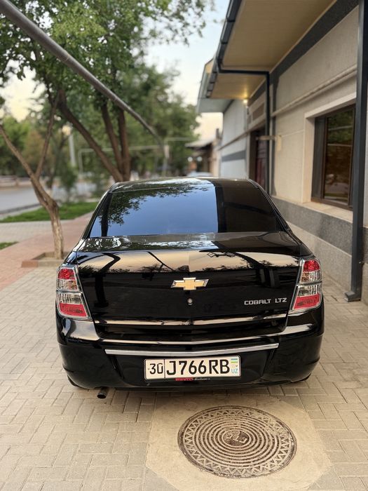 Chevrolet Cobalt 2025 — 4