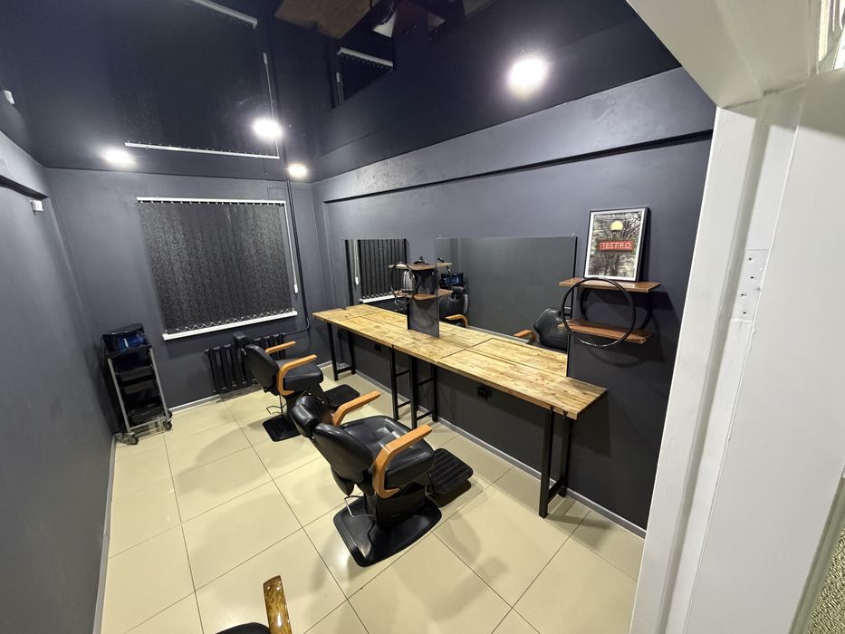 Сдам в аренду бербер-шоп.