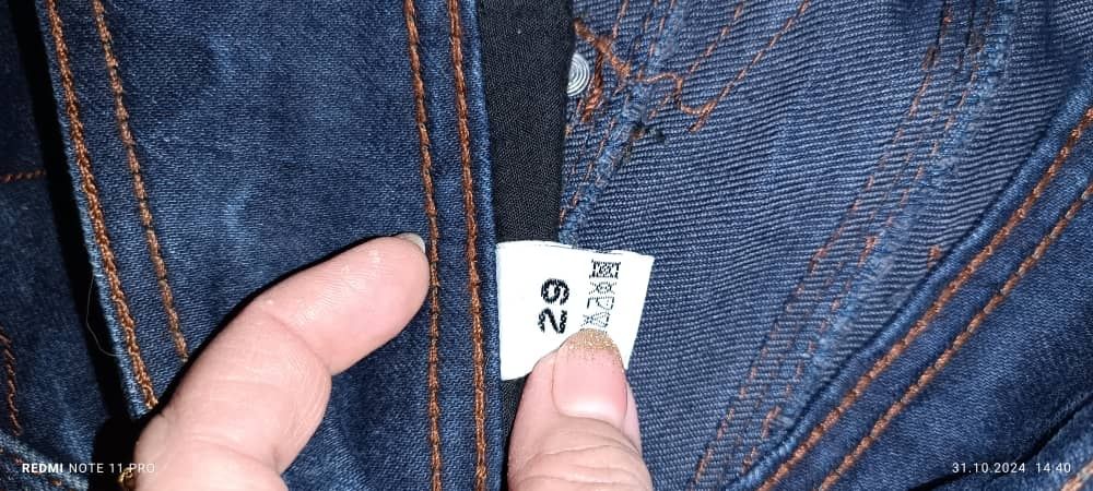 Джинсы резиновые 29 размера