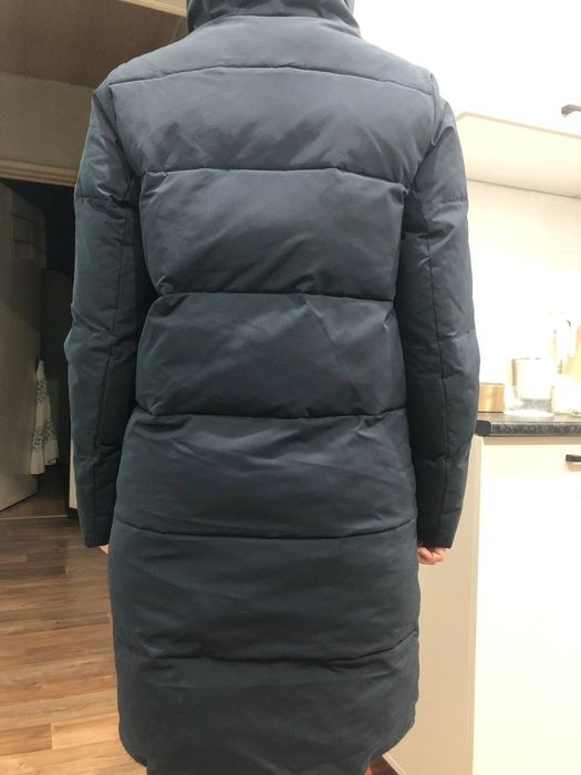 Продаю куртку новую