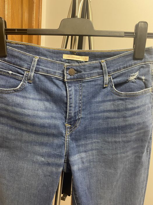 Blugi jeans Levi’s super skinny măsura 31 L, albaștri, impecabili
