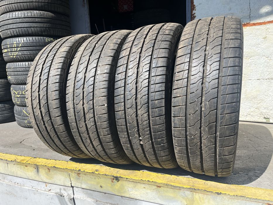 4 бр. гуми за бус 225/65/16C Semperit 2x9 mm 2x7 mm DOT 0218