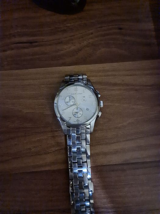 Hamilton Jazmaster часовник