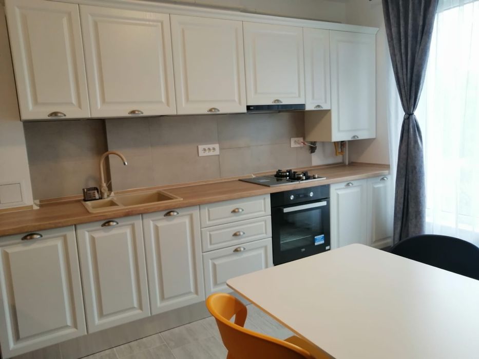 Pers fizica ap 2 camere Inamstro