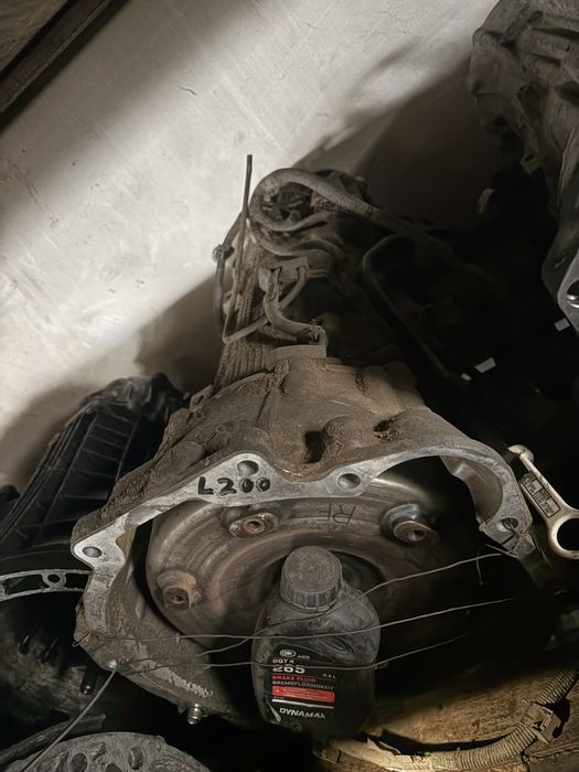 Скоростна кутия Mitsubishi L200 2.5