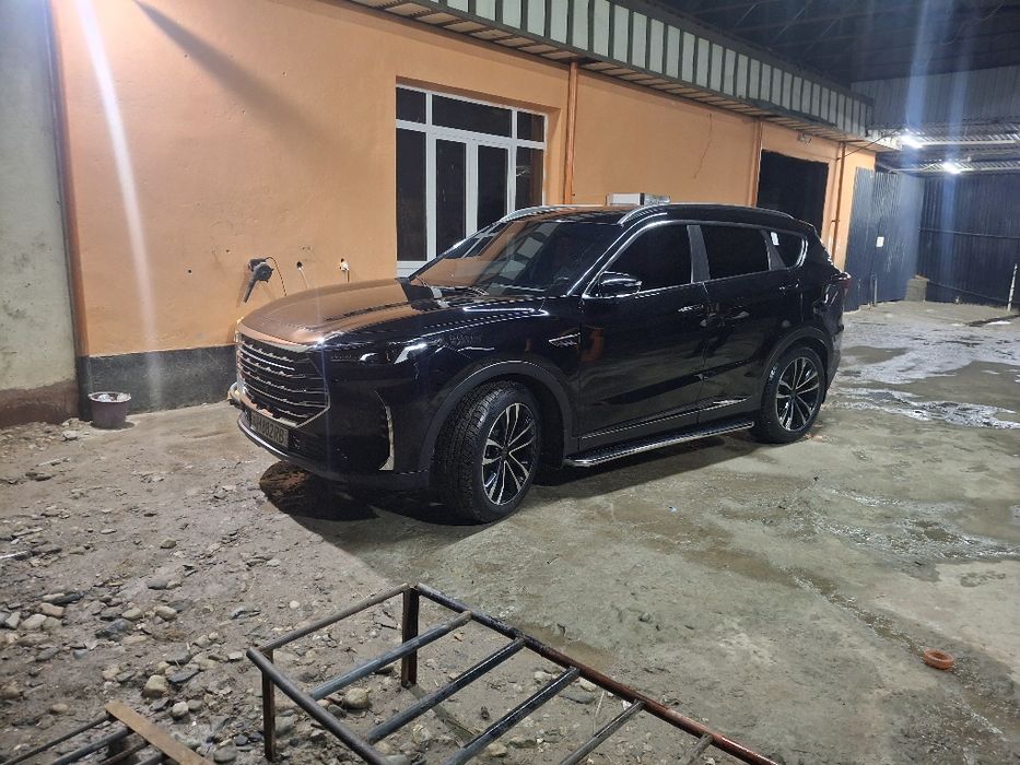 Jetour x70 plus luxry