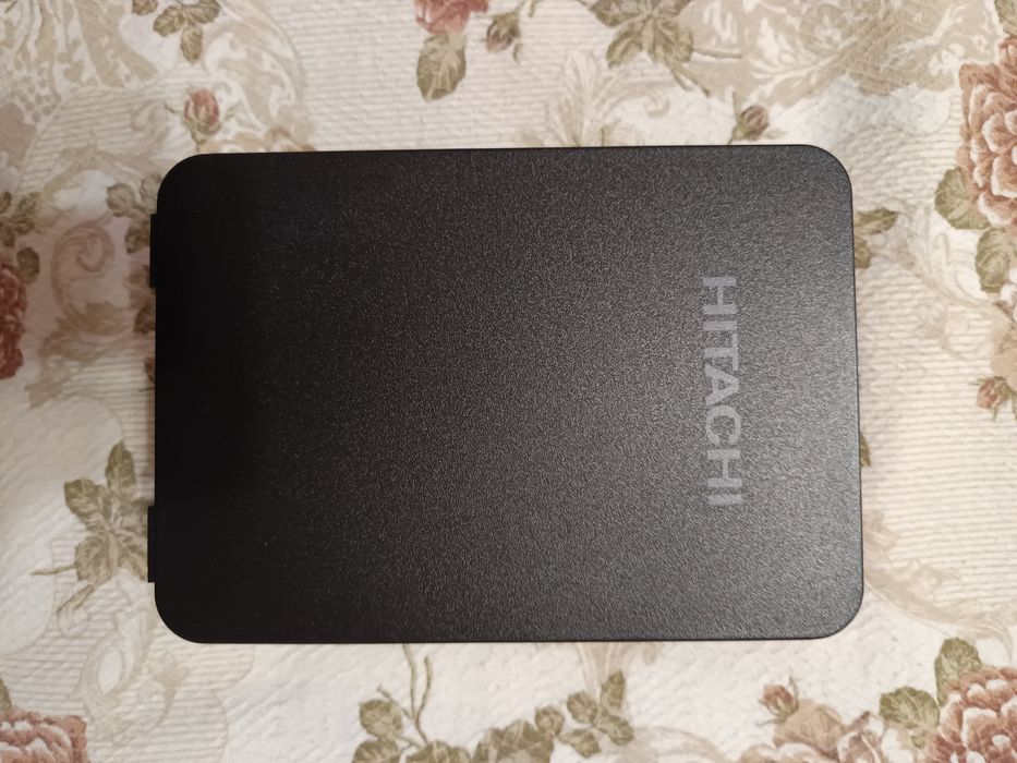 Hitachi Touro Desk DX3 4TB external hard drive/външен хард диск