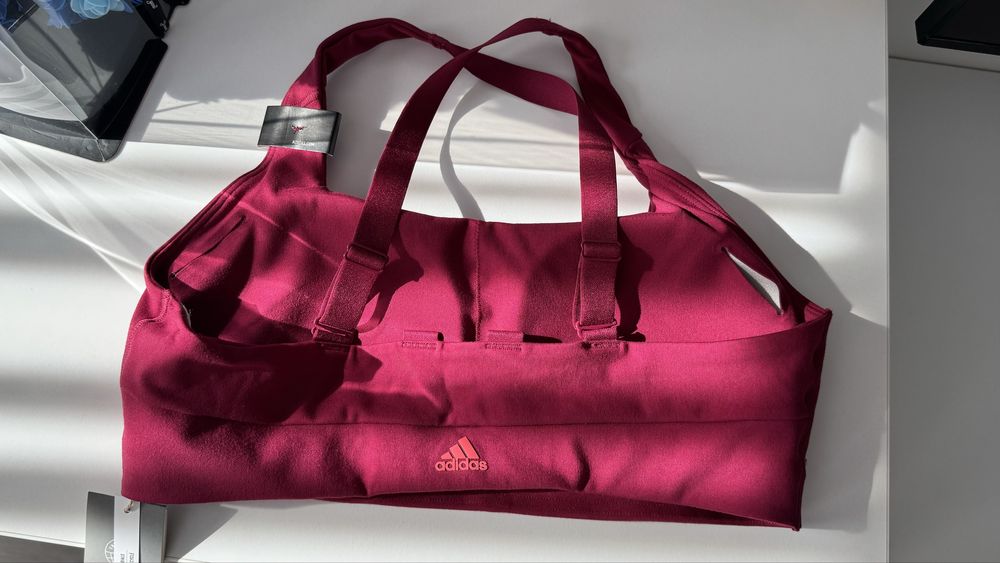 Vand bustiera Adidas -NOUA
