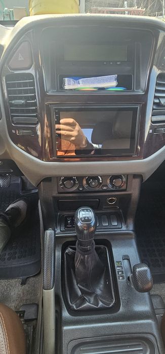 Vând Mitsubishi Pajero