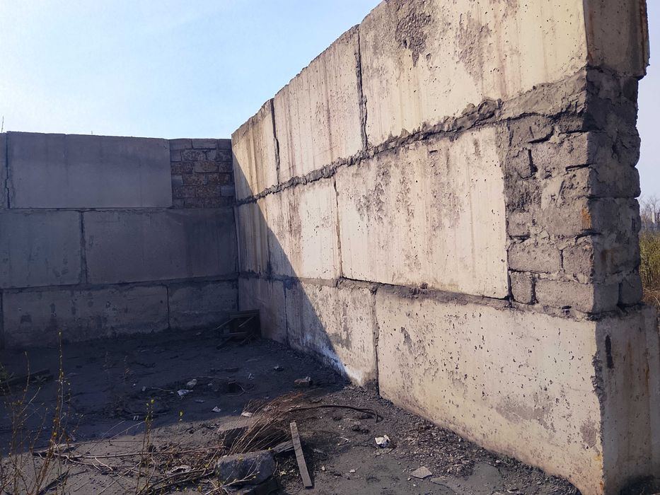 кирпич б/у (под демонтаж)