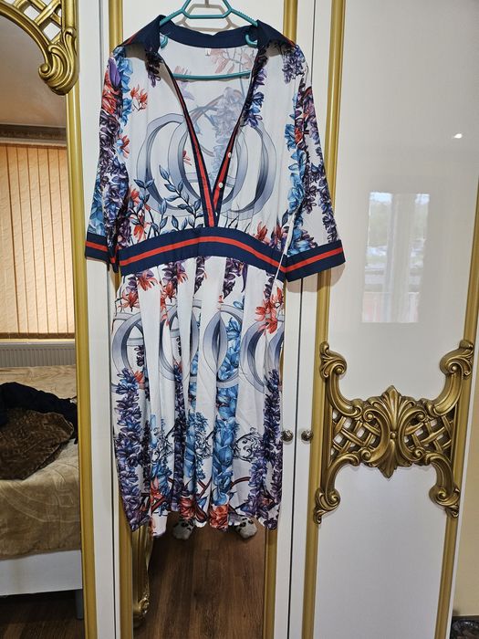 Дамска официална рокля