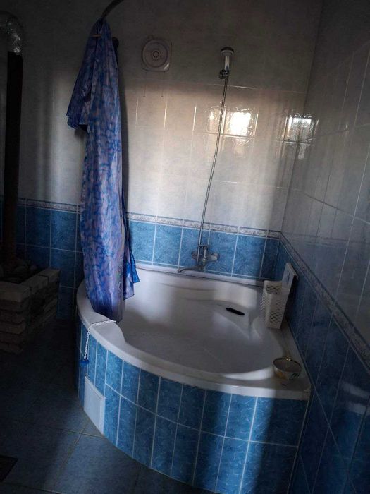 №3774.Уй Сотилади!!