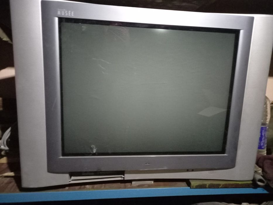 Продам телевизор