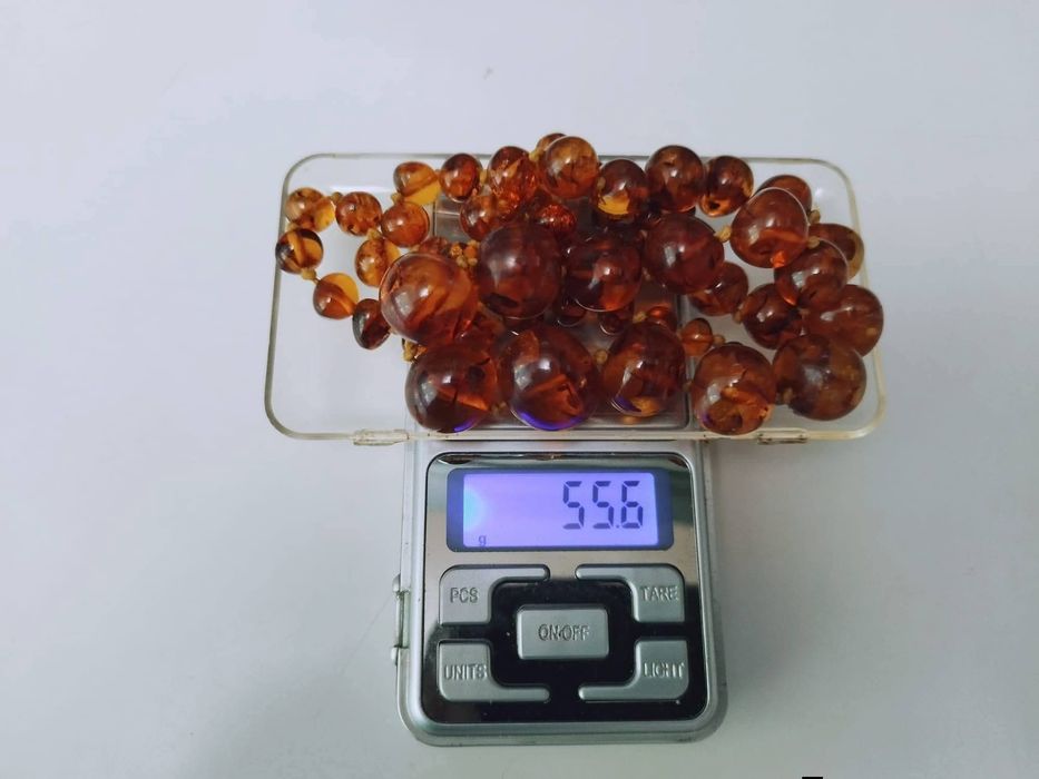 Vechi colier lant din chihlimbar natural baltic, de culoarea mierii, cu inchizatoare din argint 925, cabochon oval