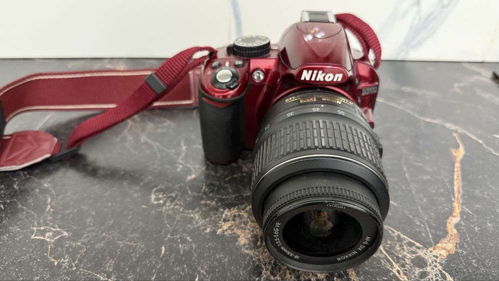 Продам фотоаппарат Nikan D3100
