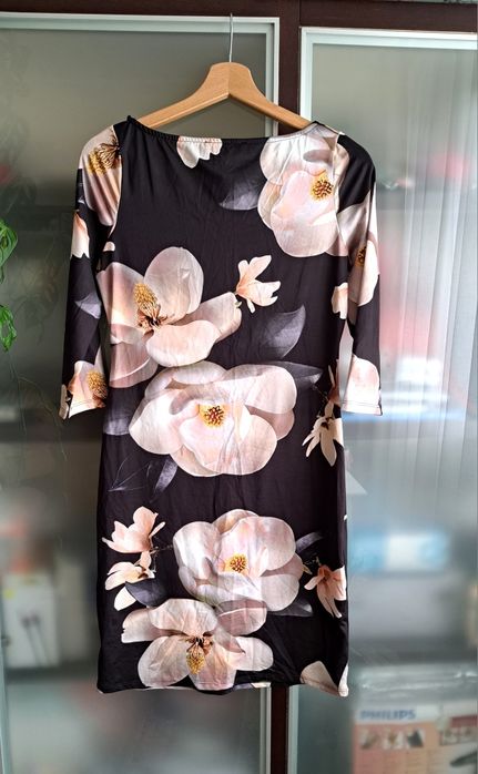 Rochie noua cu eticheta