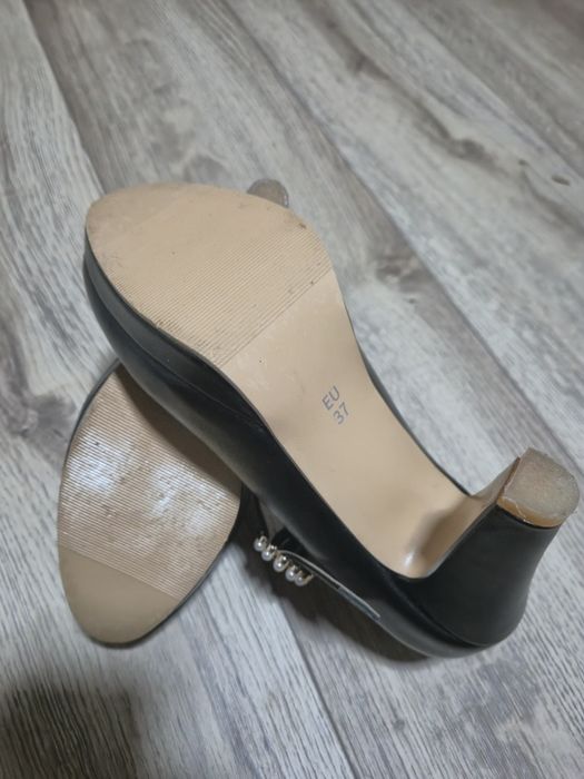 Pantofi eleganti albi/negri