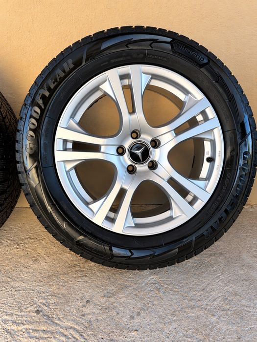 Vand set de Anvelope Mercedes de iarna 235/60 R 18