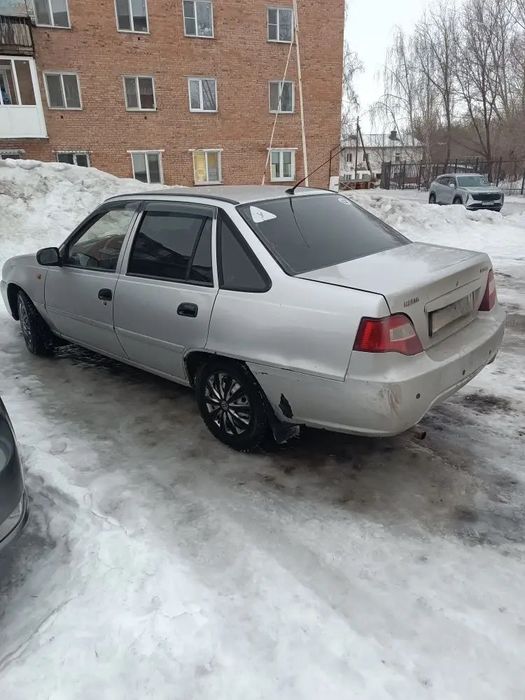 Продам машину Daewoo Nexia