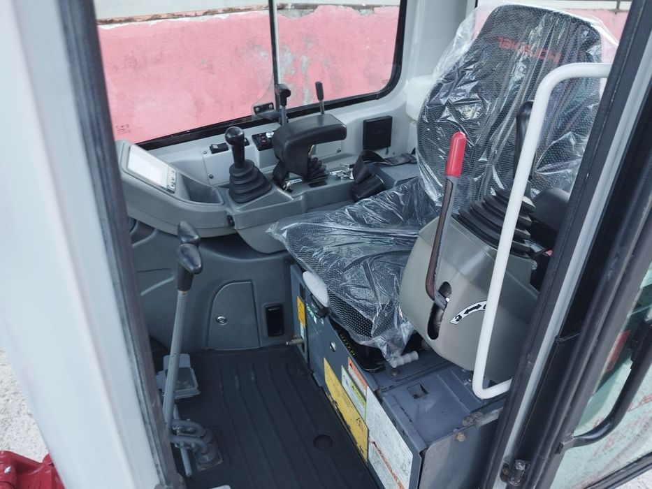 Miniexcavator TAKEUCHI TB216 2016