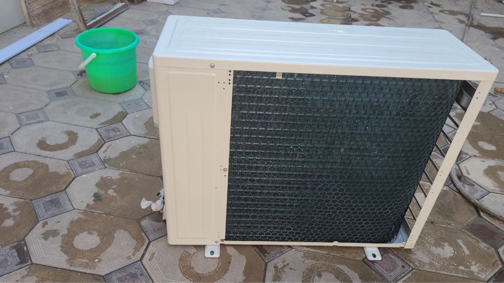 Кондиционер сотилади,инвентир эмас!холати ало даражада