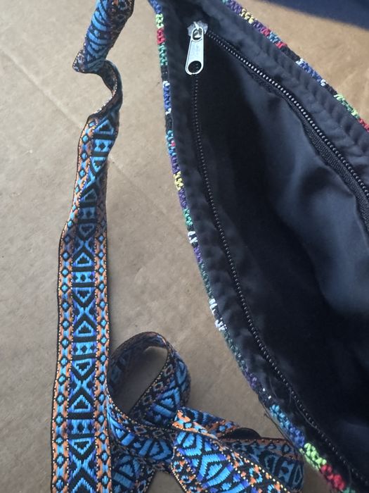 Сувенирна чанта от плат с традиционни български мотиви