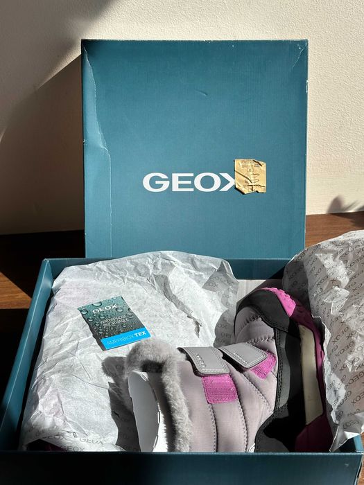 Зимни обувки / ботуши / апрески Geox TREKKYUP в сиво, размер 29