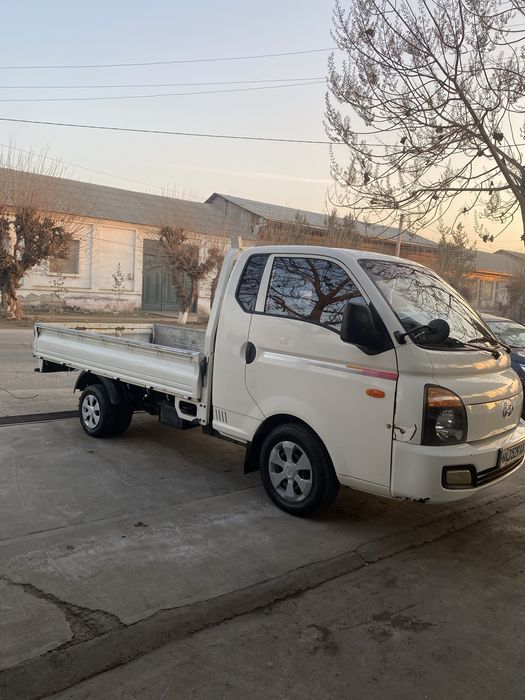 Hyundai porter 2