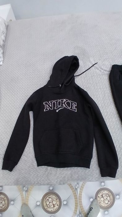 Продавам Децки екип NIKE