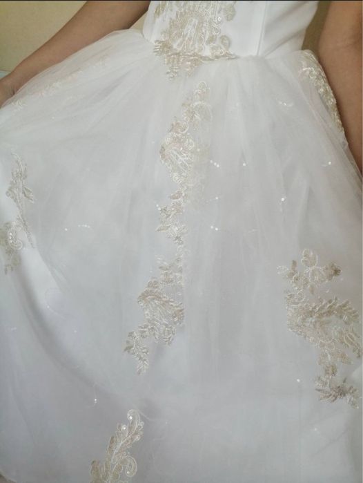 Платье свадебное
