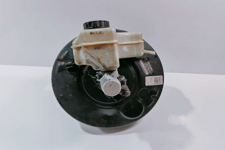 Tulumba Frana  cu pompa centrala 3C1614105D Volkswagen VW Passat B6