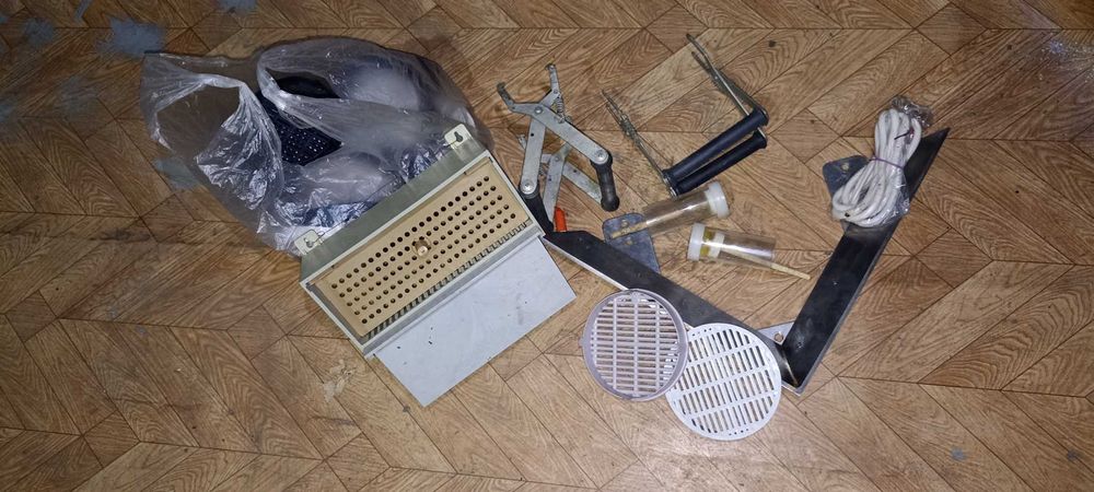 Разделительные решетки, пыльцесборники, клиновый нож, и другое